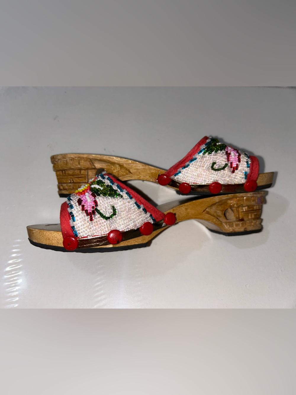 NWOB Hand-Carved Bakya Hand Beaded Floral Design Wooden Sandal from Philippines